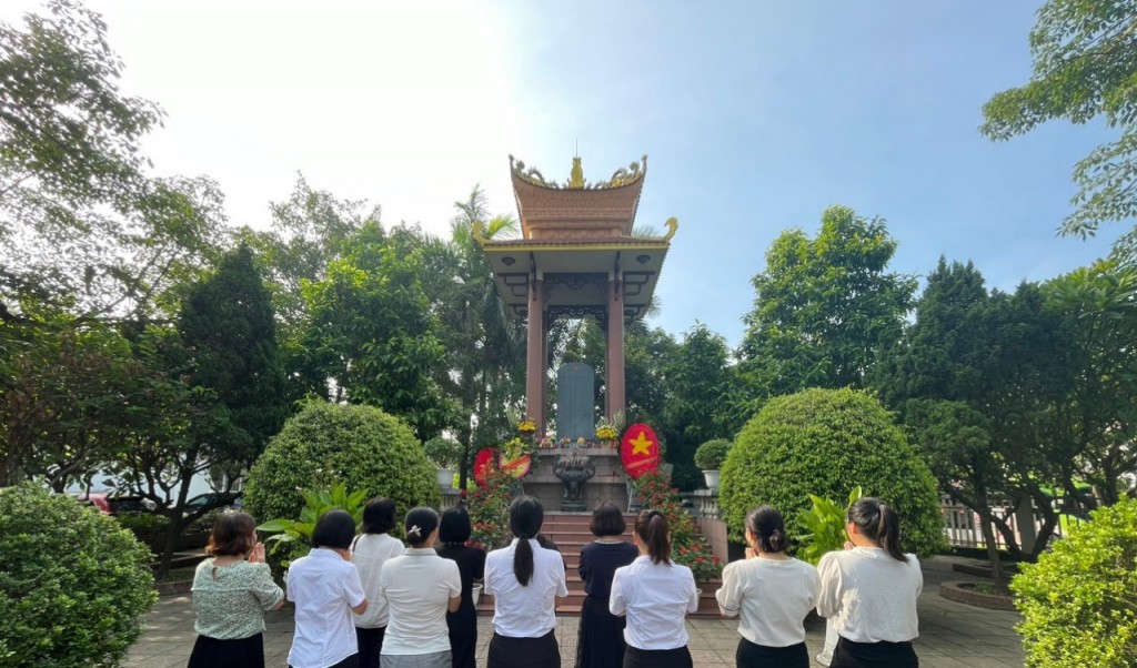 Các Công đoàn cơ sở quận Long Biên thiết thực tổ chức các hoạt động tri ân thương binh - liệt sĩ