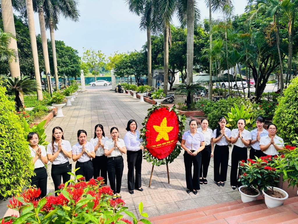 Các Công đoàn cơ sở quận Long Biên thiết thực tổ chức các hoạt động tri ân Thương binh - liệt sĩ