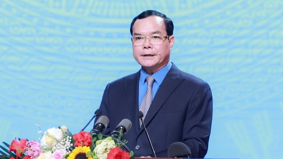 Thư của Chủ tịch Tổng LĐLĐ Việt Nam Nguyễn Đình Khang gửi cán bộ Công đoàn, đoàn viên, người lao động