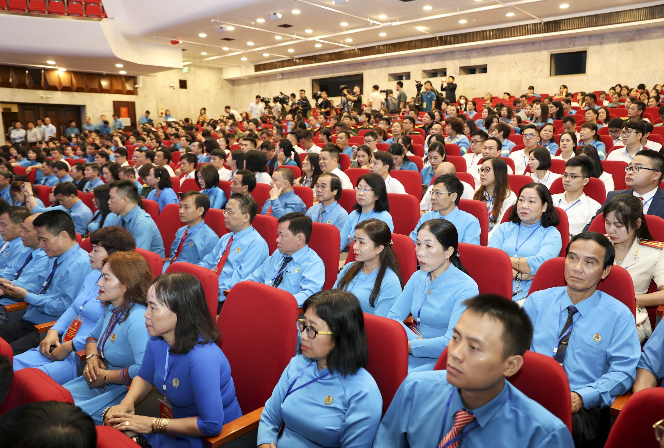 TRỰC TUYẾN: Trang trọng Lễ kỷ niệm 95 năm Ngày thành lập Công đoàn Việt Nam