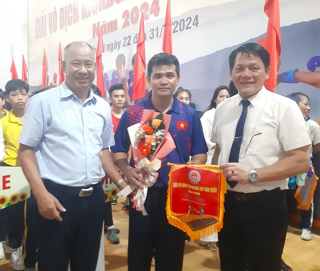 Hơn 500 vận động viên tham gia Giải Vô địch Kickboxing Trẻ toàn quốc năm 2024