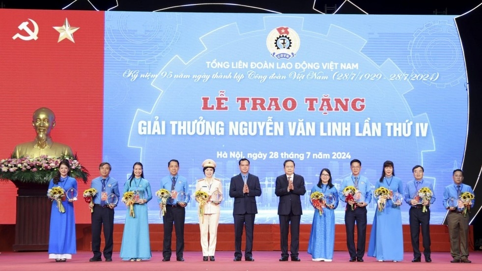 Tôn vinh những cán bộ Công đoàn tiên phong trong đổi mới