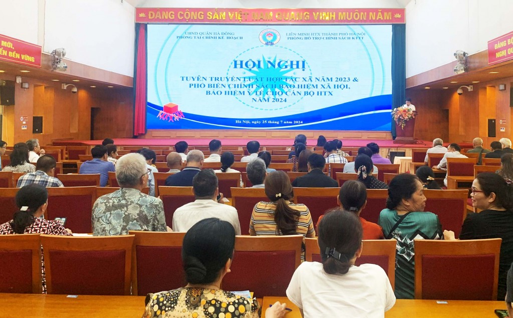 Hà Nội: Tuyên truyền về chính sách BHXH, BHYT cho thành viên các hợp tác xã