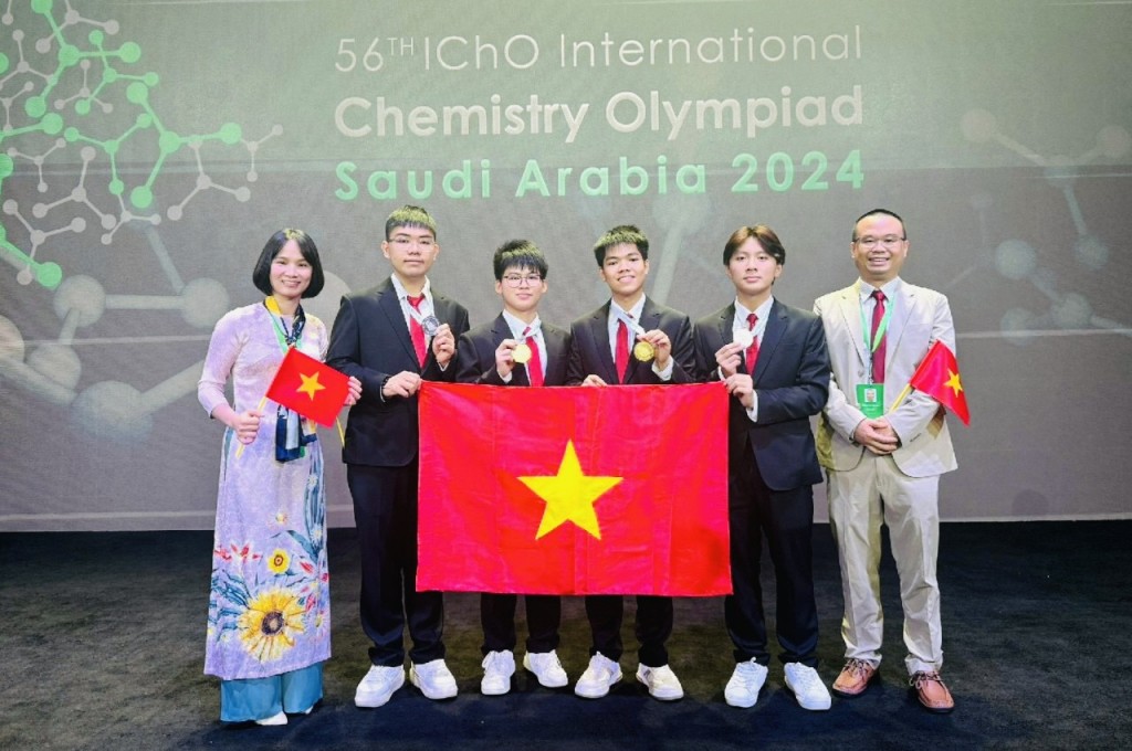 Việt Nam xếp thứ 2/89 quốc gia, vùng lãnh thổ tham dự Olympic Hóa học quốc tế