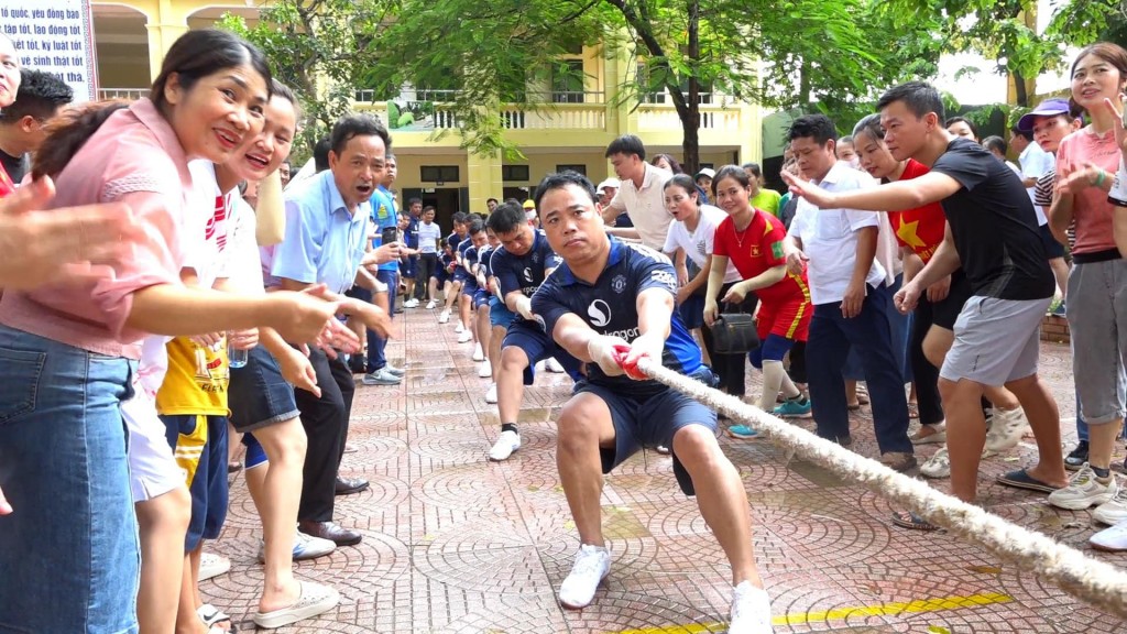 Đẩy mạnh phong trào thể dục thể thao trong đoàn viên, người lao động huyện Thạch Thất