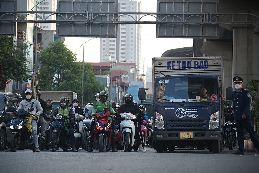 Dự báo thời tiết ngày 1/8/2024: Hà Nội rải rác mưa rào, gió nhẹ, trời mát