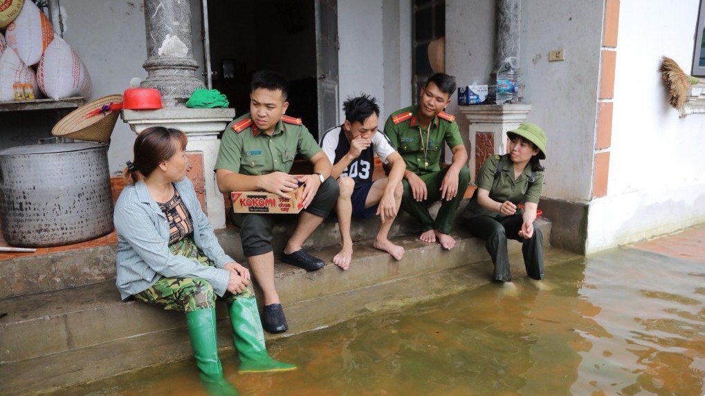 Huyện Chương Mỹ chủ động triển khai phương án chống lũ, đảm bảo cứu trợ đời sống nhân dân