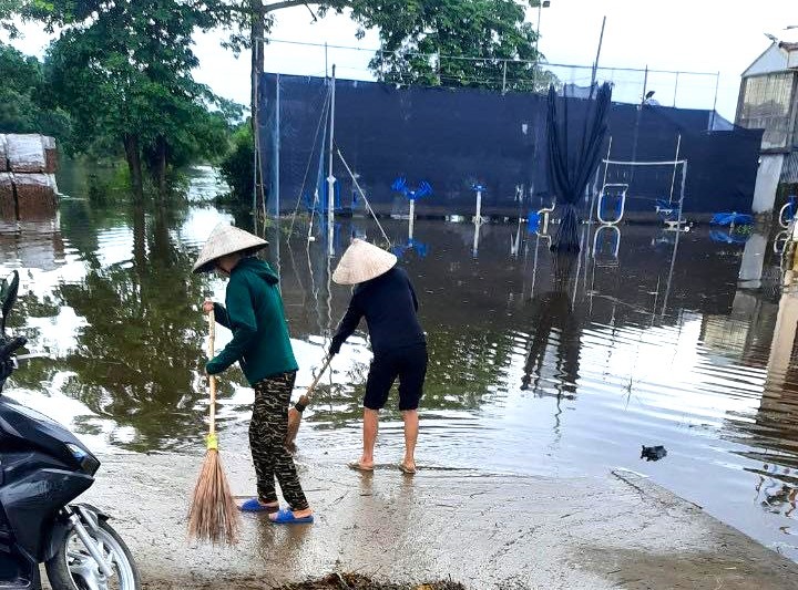 Huyện Thạch Thất không còn diện tích lúa và rau màu bị ngập úng