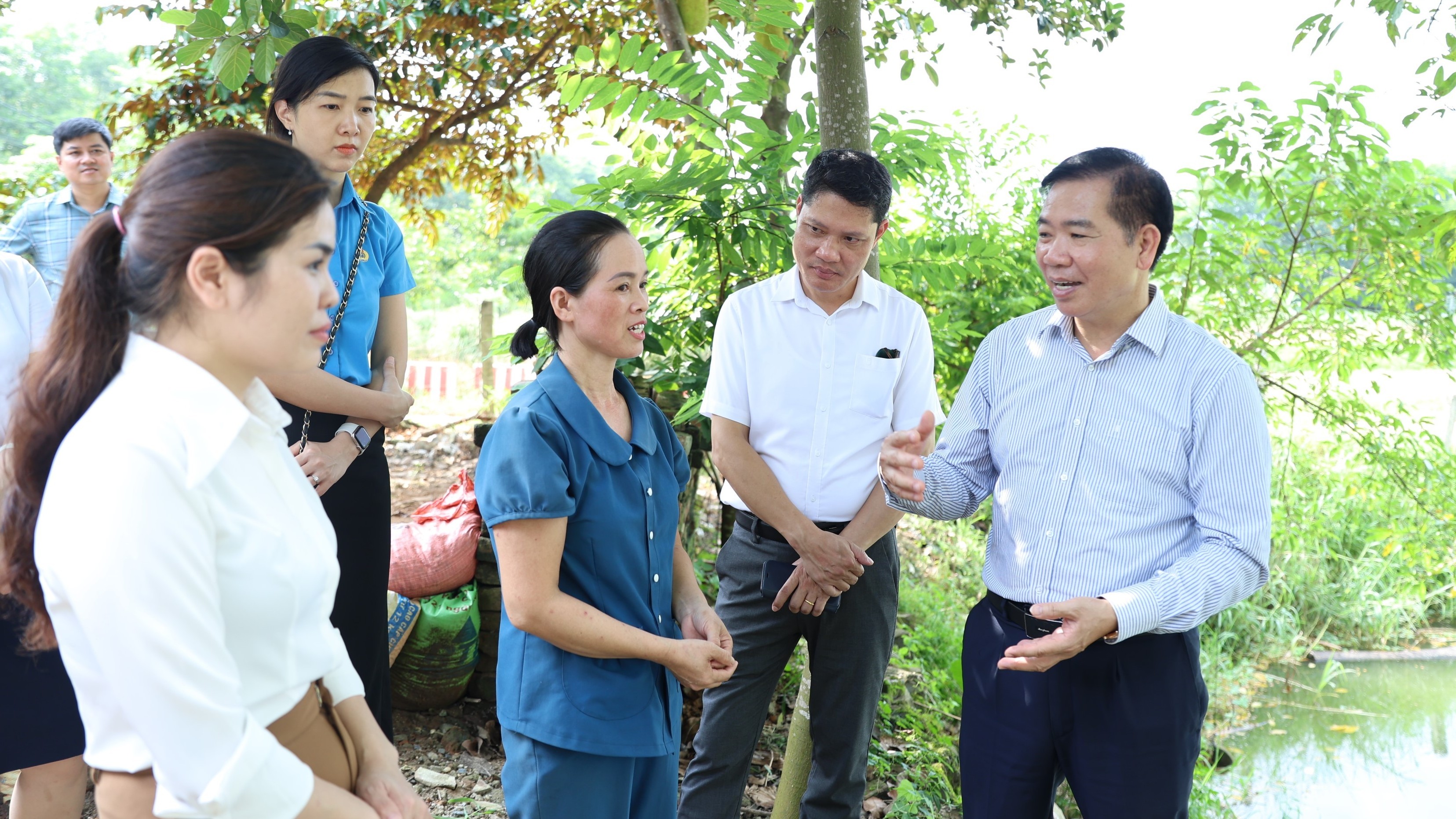 Phối hợp thực hiện tốt công tác cho đoàn viên Công đoàn vay vốn phát triển kinh tế gia đình