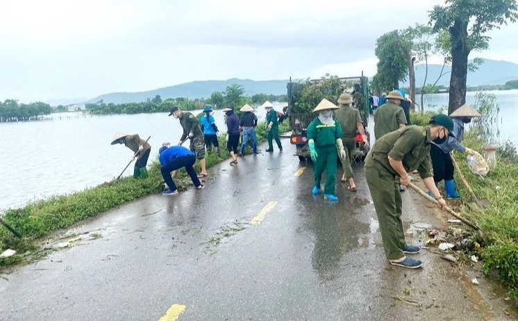 Mưa lũ được kiểm soát, các huyện ngoại thành Hà Nội đẩy mạnh khắc phục hậu quả