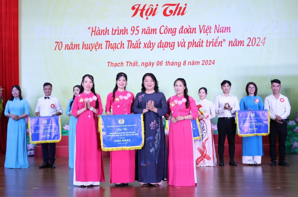 Sôi nổi Hội thi “Hành trình 95 năm Công đoàn Việt Nam, 70 năm huyện Thạch Thất xây dựng và phát triển”