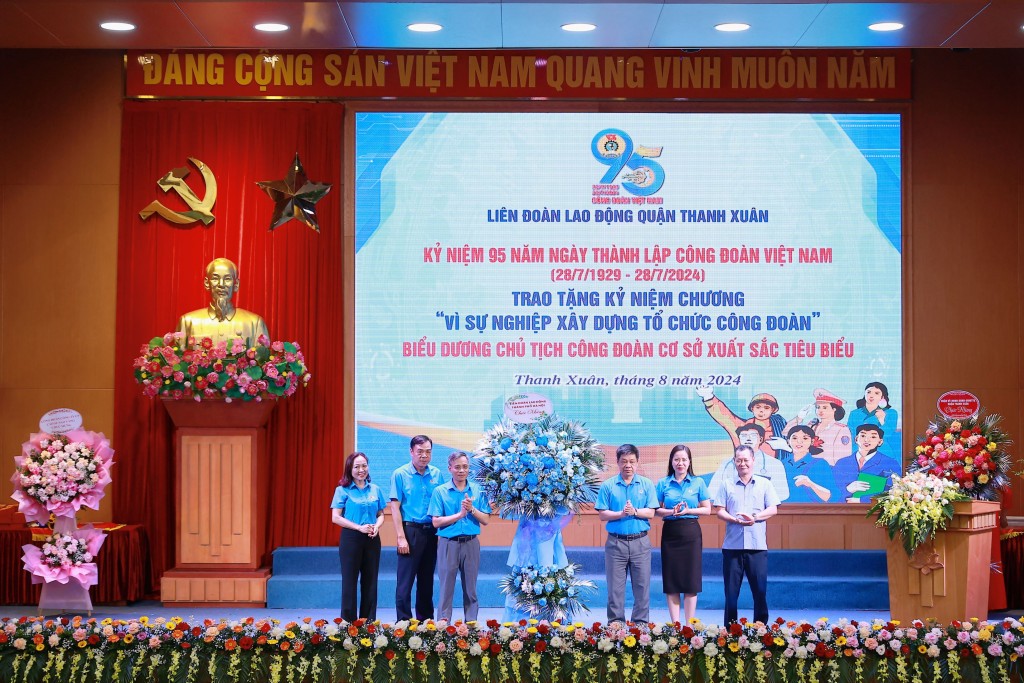 Quận Thanh Xuân: Vinh danh 95 Chủ tịch Công đoàn cơ sở xuất sắc tiêu biểu