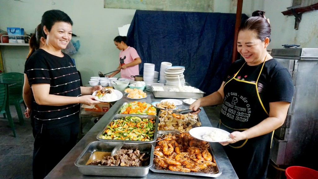 Hạnh phúc với 