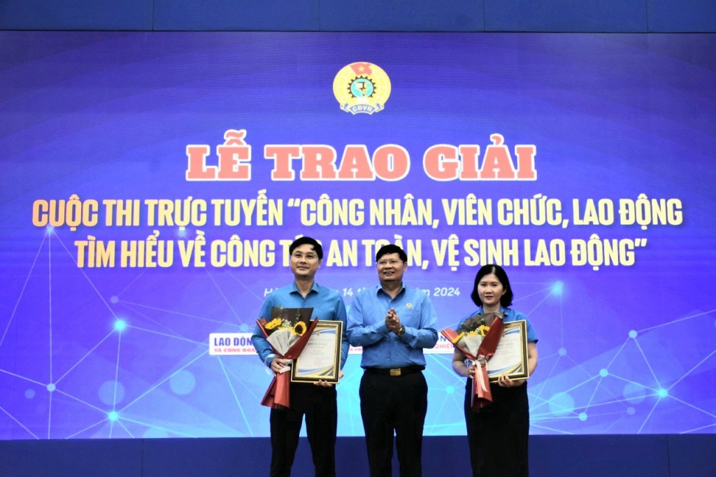 LĐLĐ thành phố Hà Nội đứng thứ hai về số người thi trực tuyến tìm hiểu về An toàn, vệ sinh lao động