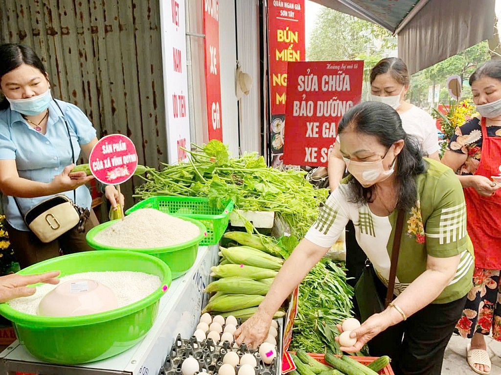 Phát huy vai trò của phụ nữ trong kinh tế nông nghiệp