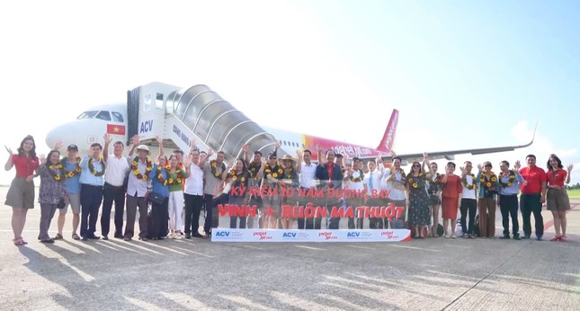 Vietjet v&agrave; h&agrave;nh tr&igrave;nh 10 năm kết nối Bu&ocirc;n Ma Thuột - Vinh với hơn 5.000 chuyến bay ảnh 2