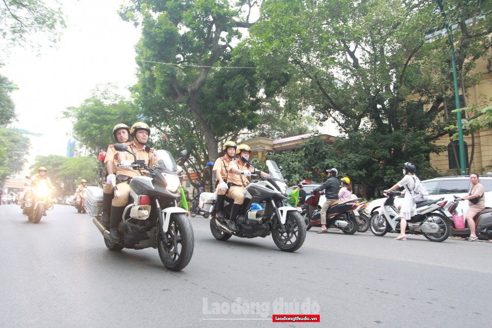 Cảnh sát giao thông Hà Nội mở đợt cao điểm tấn công trấn áp tội phạm, chào mừng Quốc khánh 2/9