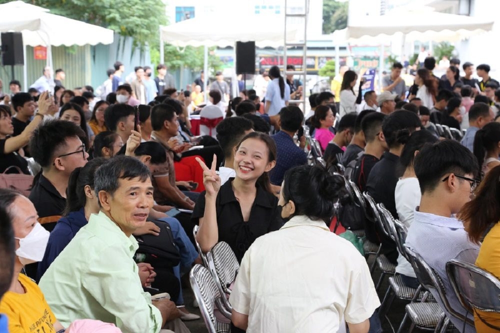 Trường Đại học Điện lực đón hàng nghìn tân sinh viên nhập học