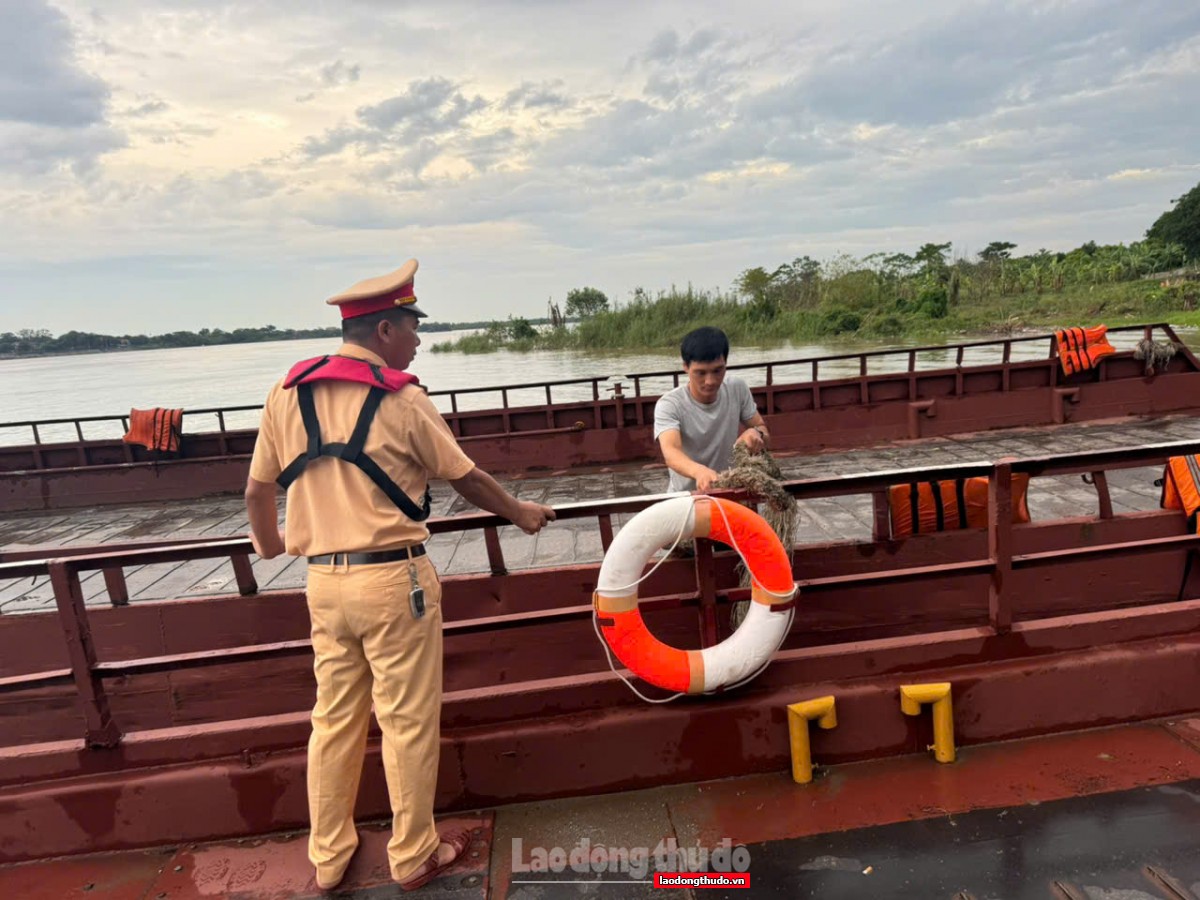 Cảnh sát giao thông Hà Nội triển khai phương án ứng phó bão số 3