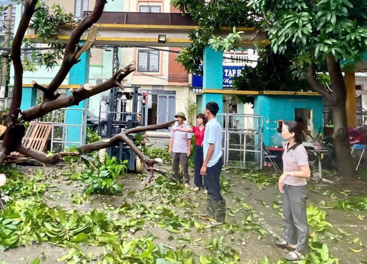 Nhân dân đánh giá cao sự lãnh đạo kịp thời của Trung ương và Thành phố trong ứng phó bão số 3