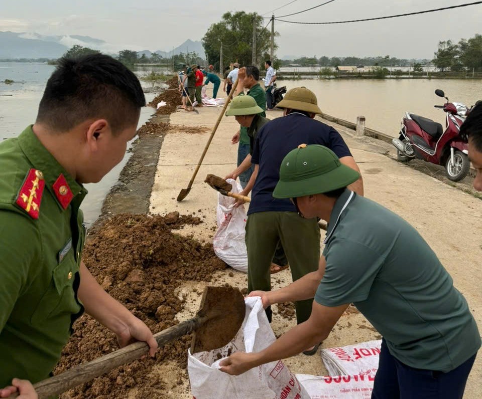 Huyện Chương Mỹ: Huy động hơn 5.000 người và 357 phương tiện ứng trực phòng, chống thiên tai