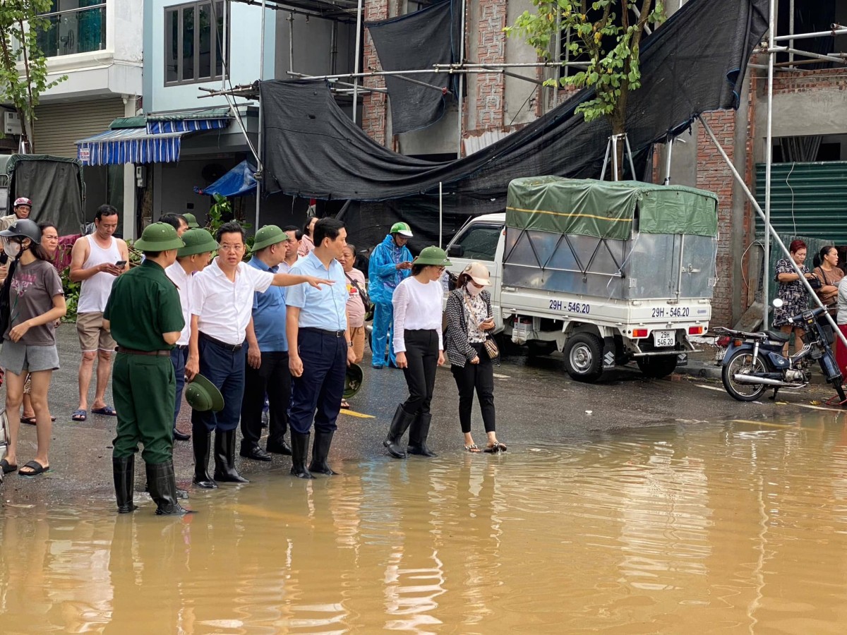 Hoàn Kiếm chủ động các phương án ứng phó lũ lớn