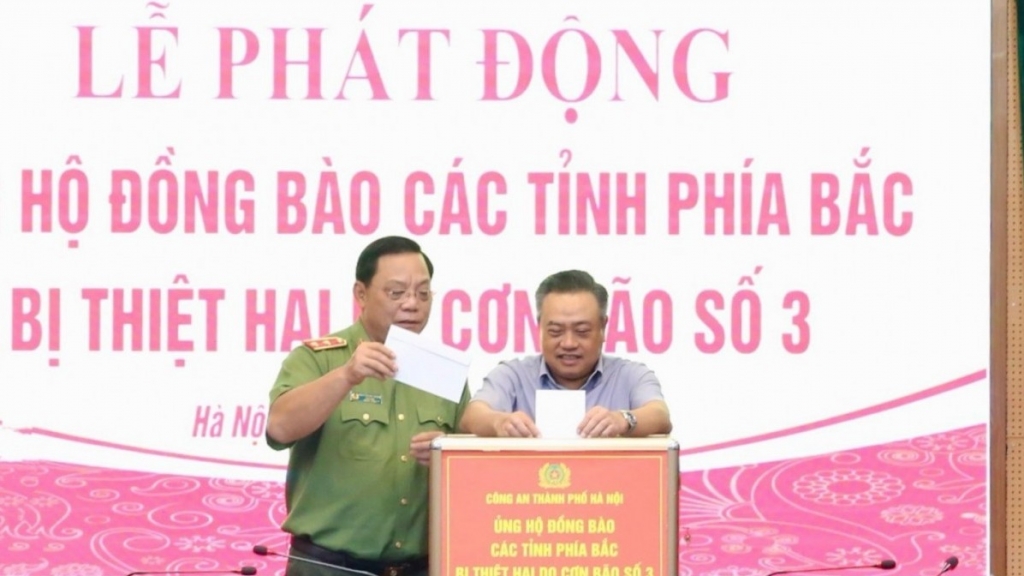 Công an Hà Nội phát động ủng hộ các tỉnh bị thiệt hại do bão lũ