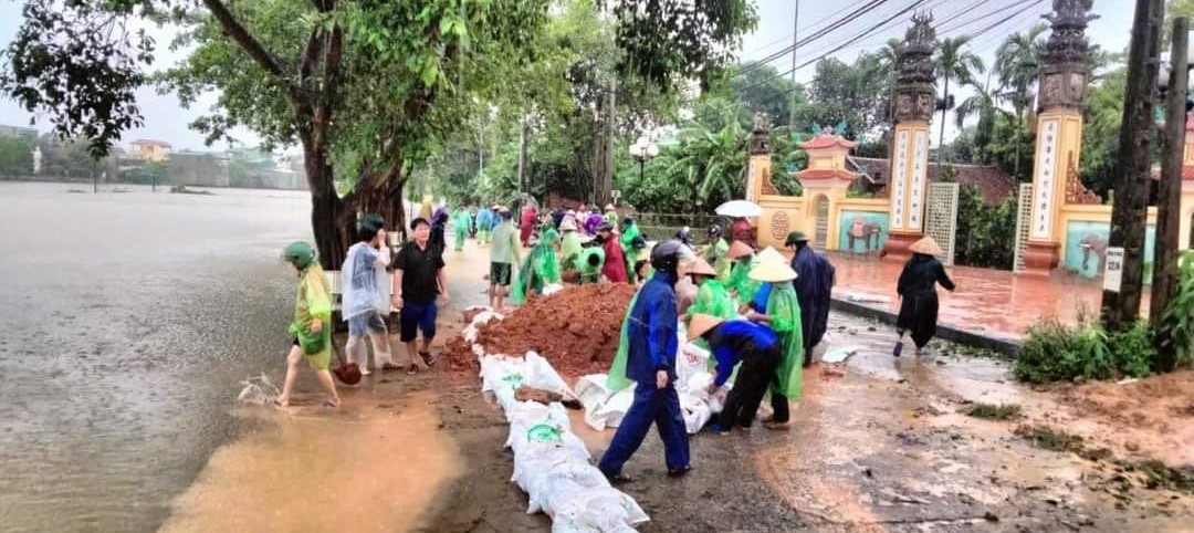 Đảm bảo an toàn cho người dân ven sông Tích