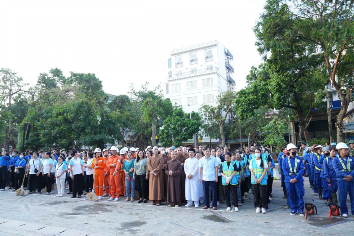 Hà Nội: Phát động toàn dân tham gia tổng vệ sinh môi trường sau cơn bão số 3