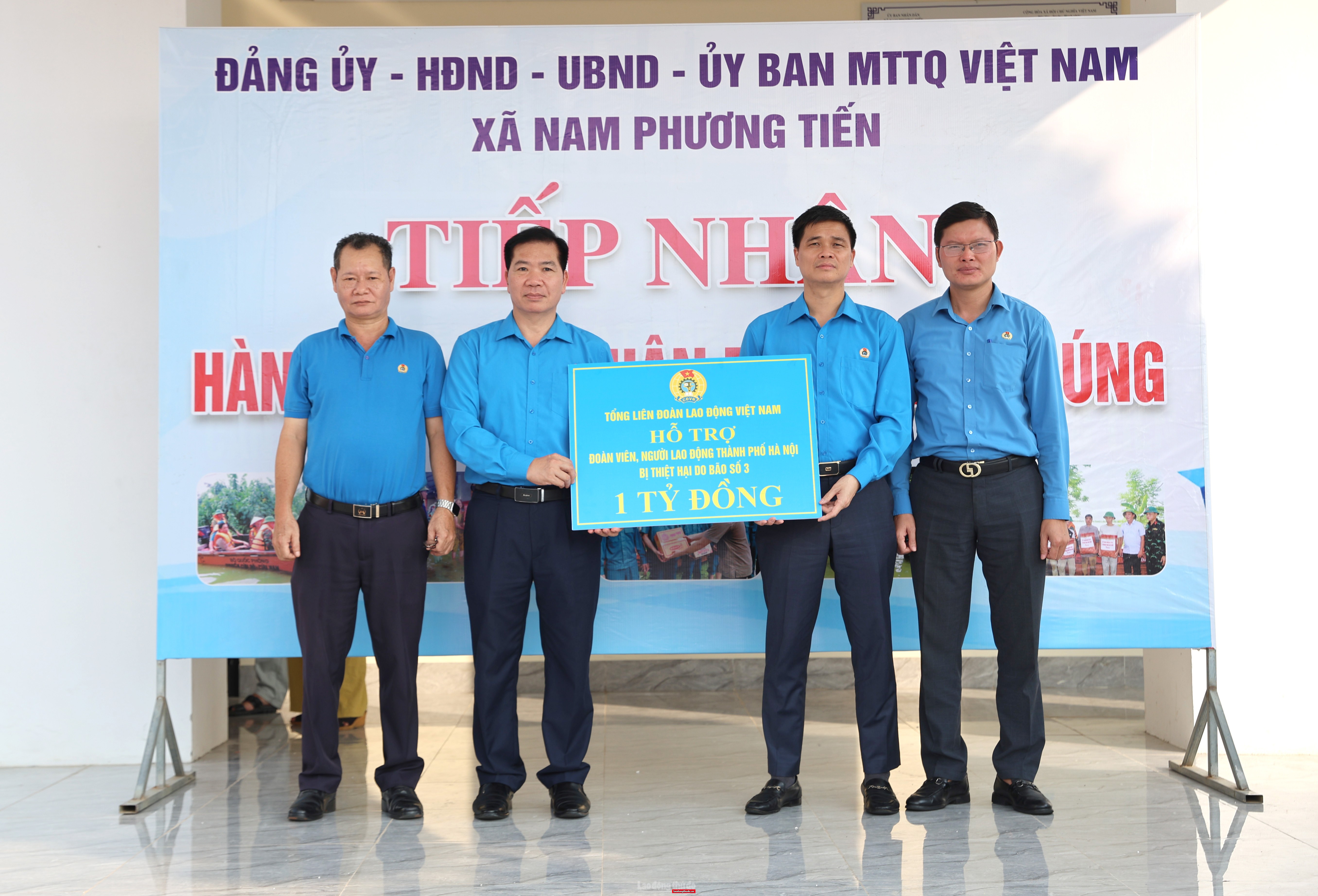 Tổng LĐLĐ Việt Nam hỗ trợ 1 tỷ đồng cho đoàn viên, người lao động Thủ đô bị ảnh hưởng bởi bão lũ