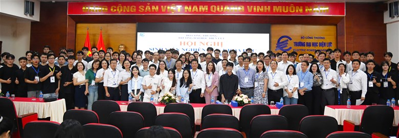 Trường Đại học Điện lực: Thúc đẩy nghiên cứu khoa học trong sinh viên