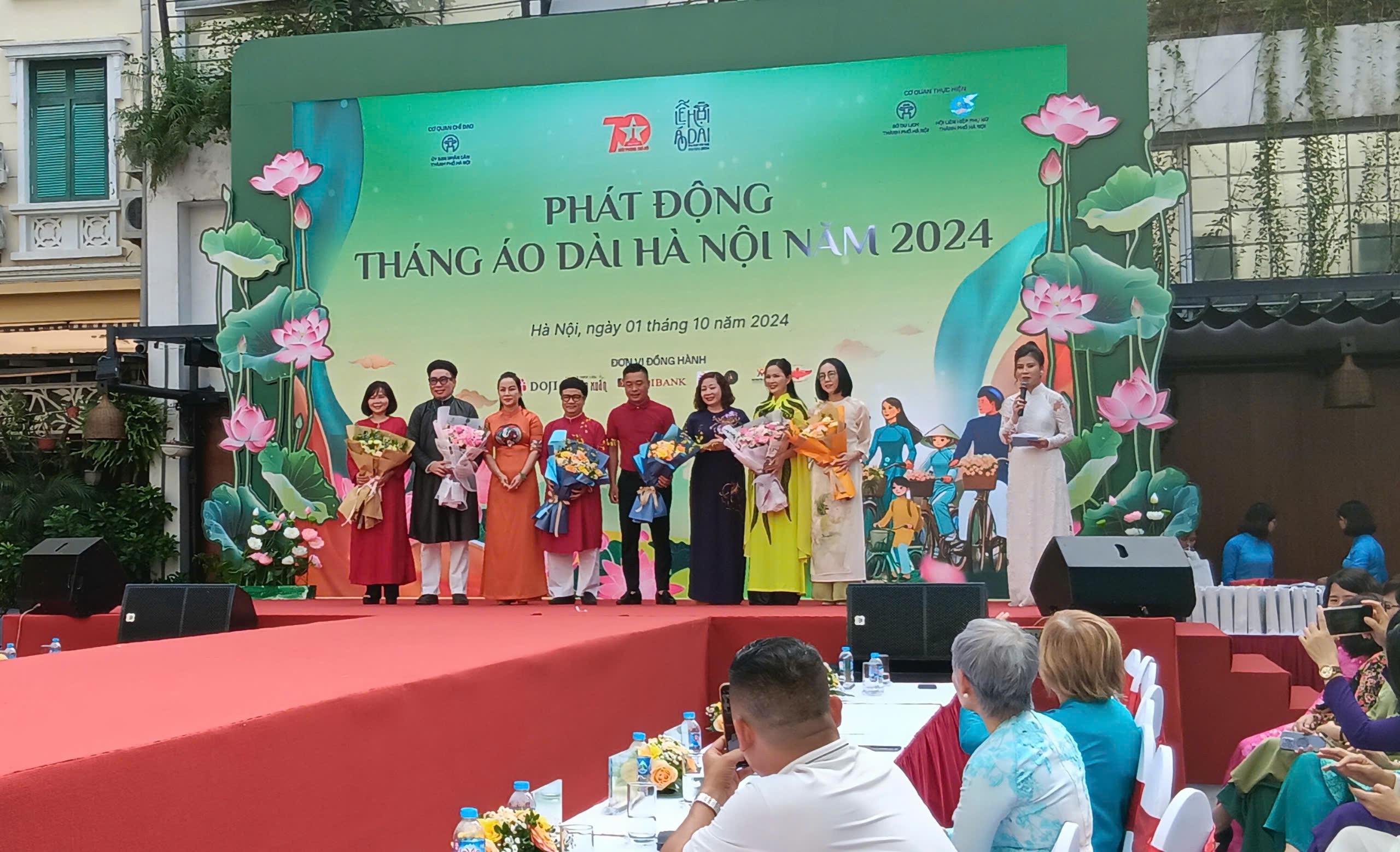 Phát động Tháng Áo dài Hà Nội năm 2024