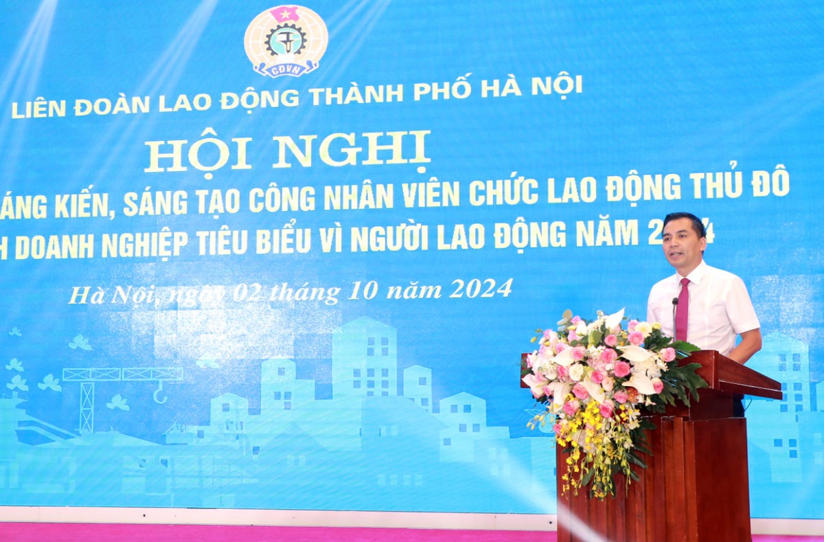 TRỰC TUYẾN: Tôn vinh 100 gương sáng kiến, sáng tạo và 10 doanh nghiệp tiêu biểu vì người lao động