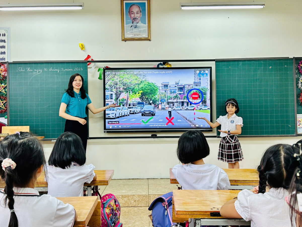 Chăm lo, đảm bảo tốt quyền lợi cho cán bộ, giáo viên, nhân viên