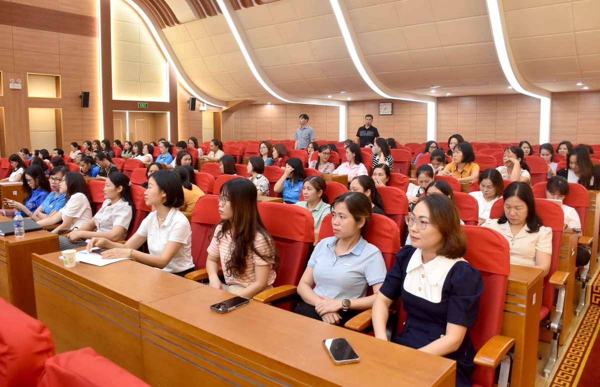 TRỰC TUYẾN: Chuyên đề “An toàn lao động và chăm sóc sức khỏe cho người lao động”