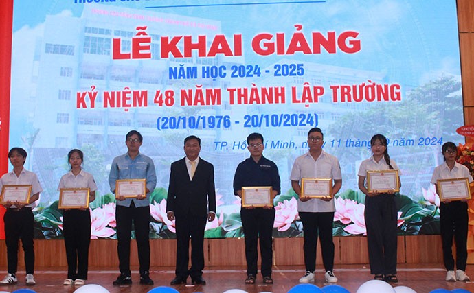 Gần 3.600 sinh viên Trường Cao đẳng Công Thương TP. HCM bước vào năm học 2024 - 2025