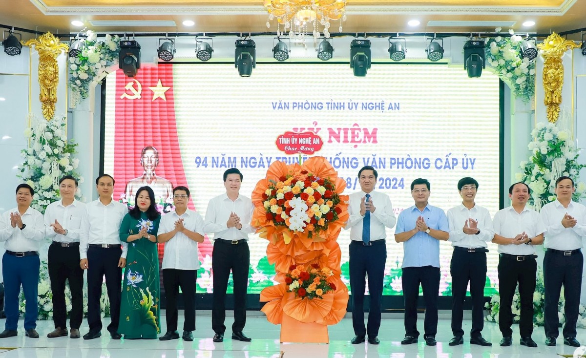 Nghệ An triển khai hướng dẫn xây dựng văn kiện, công tác chuẩn bị đại hội đảng bộ các cấp