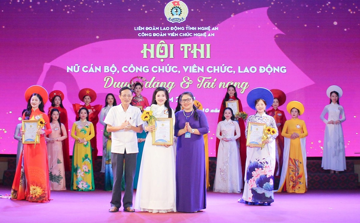 Đặc sắc, ấn tượng Hội thi “Nữ cán bộ, công chức, viên chức duyên dáng và tài năng”