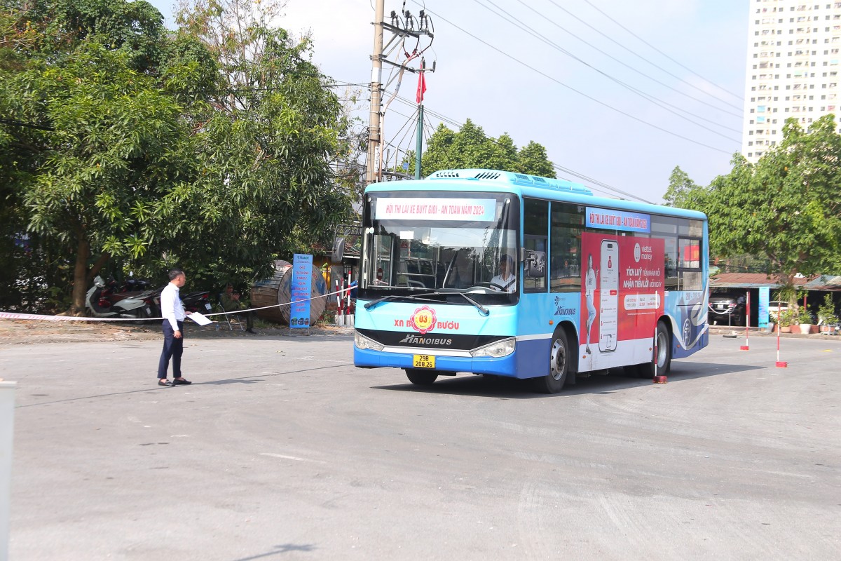 Khai mạc Hội thi Lái xe buýt giỏi, an toàn năm 2024