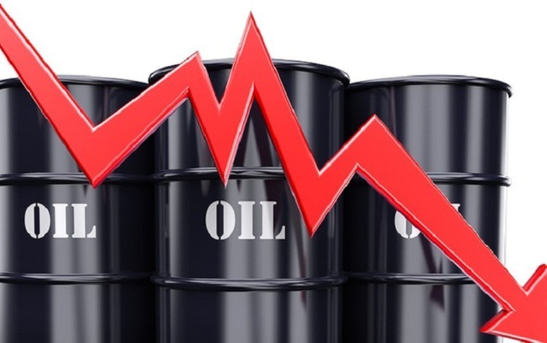 Giá xăng dầu hôm nay (29/10): Giá dầu Brent tiếp tục lao dốc mạnh mẽ