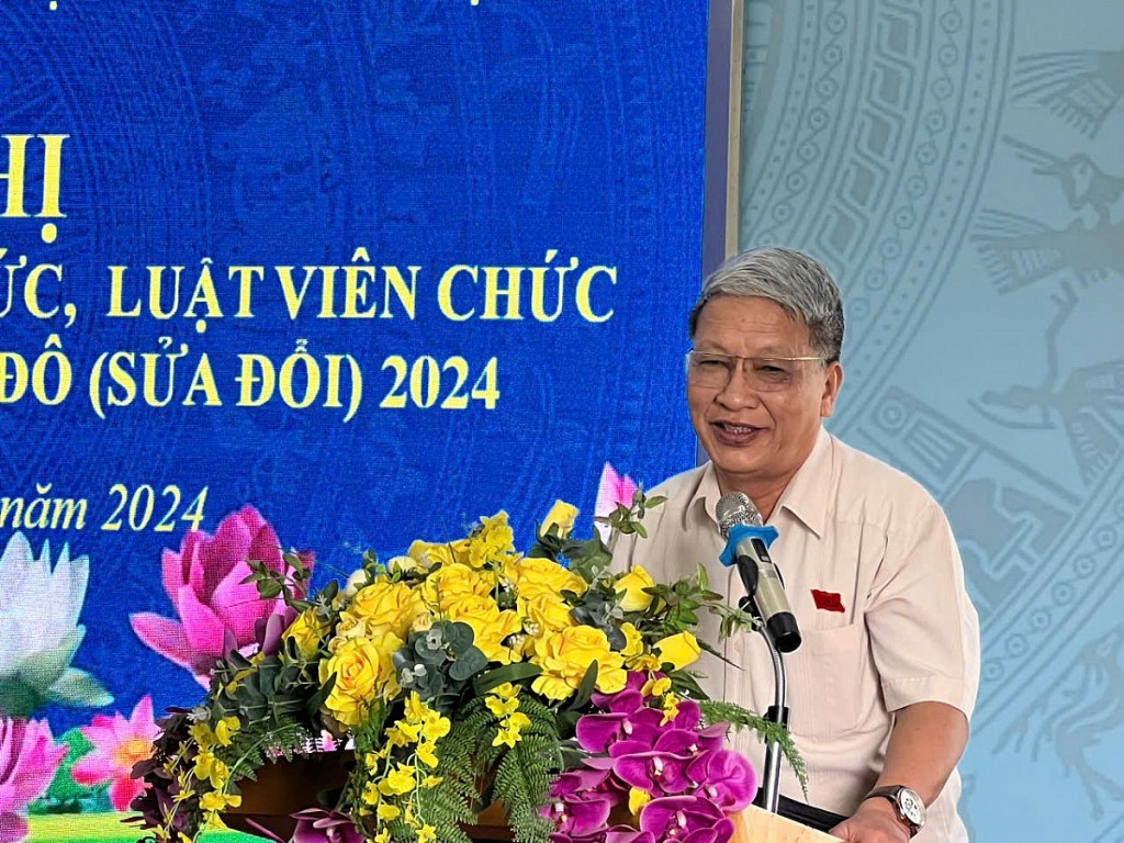 Công đoàn ngành NN&PTNT tuyên truyền Luật Công chức, Luật Viên chức  và Luật Thủ đô sửa đổi