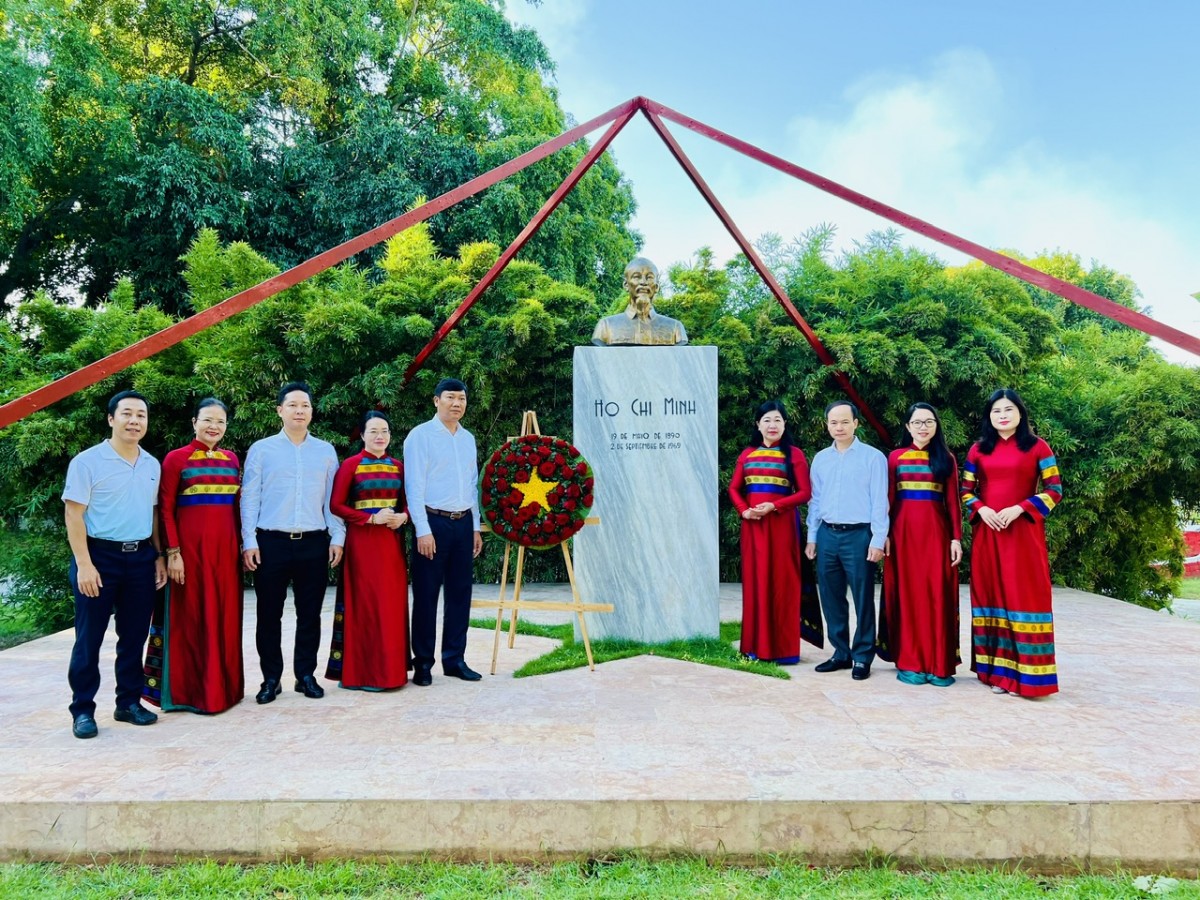 Đoàn đại biểu thành phố Hà Nội thăm, làm việc tại Cộng hòa Cuba