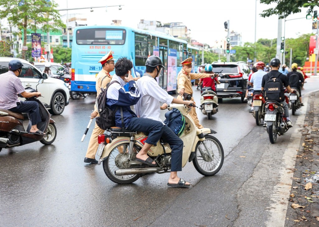 Đa dạng hình thức tuyên truyền an toàn giao thông cho học sinh