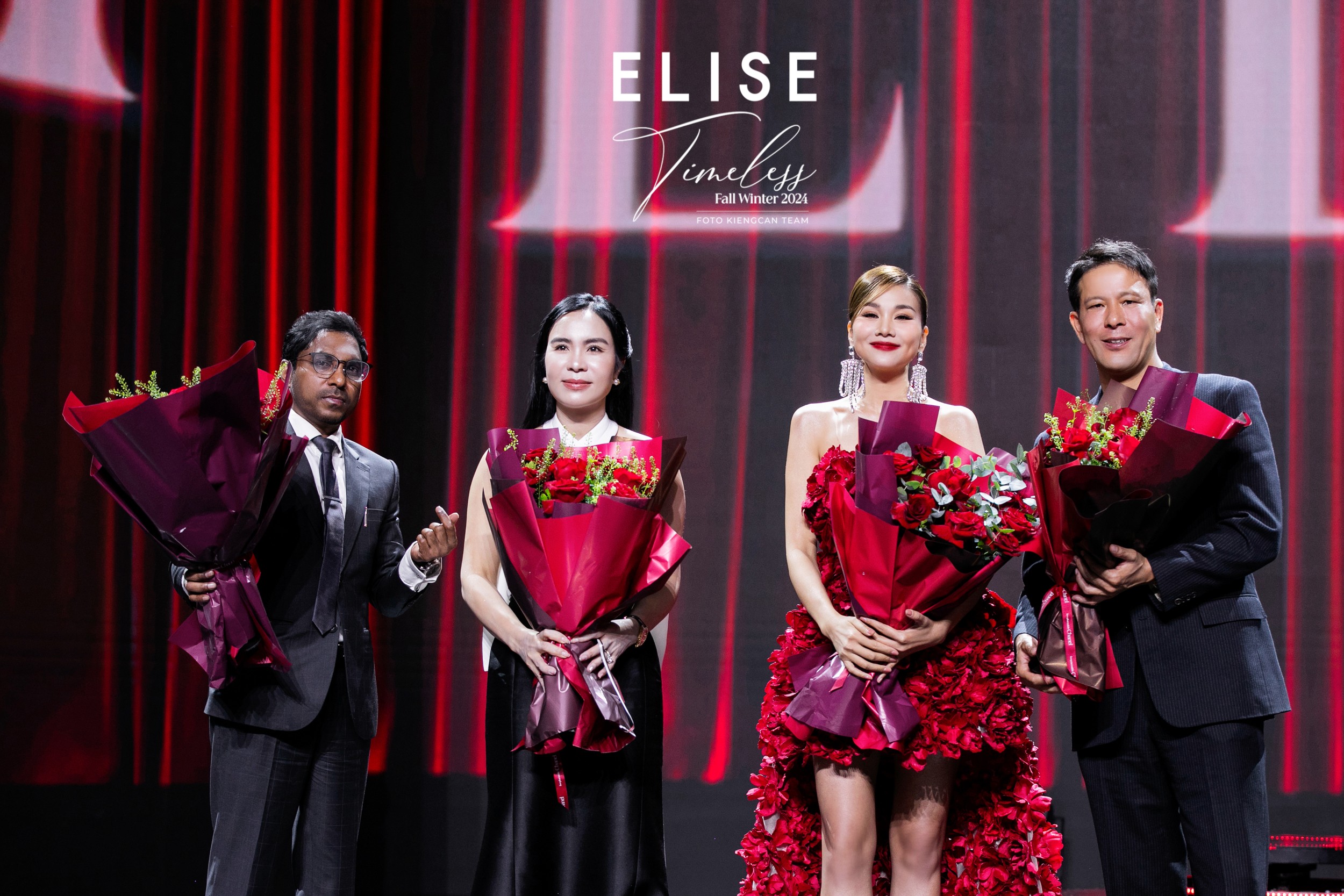 Ấn tượng với show diễn Elise Thu Đông 2024