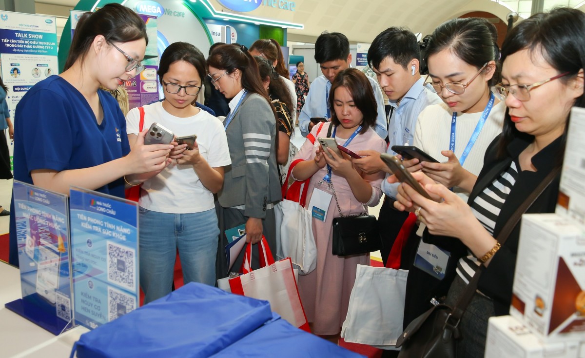 Chiến lược đào tạo giúp đội ngũ Long Châu tự tin chăm sóc sức khỏe hơn 20 triệu khách hàng