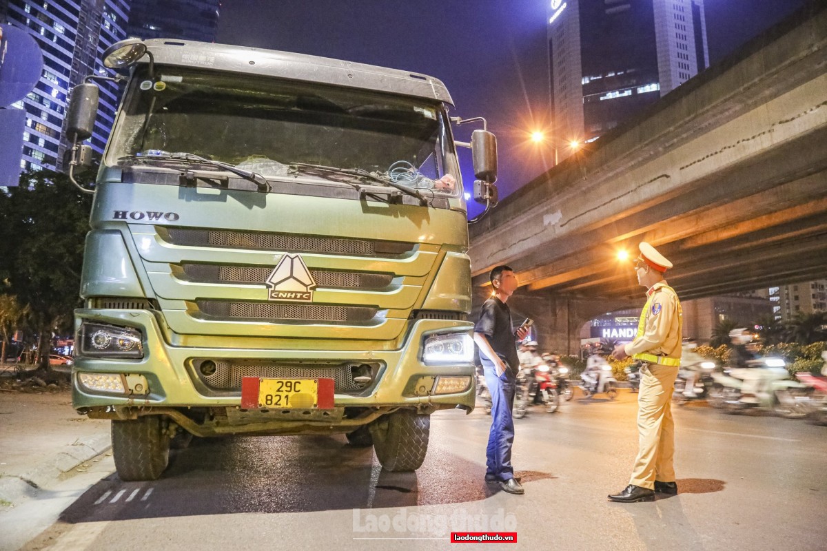 Tăng cường xử lý xe chở quá tải, cơi nới thành thùng