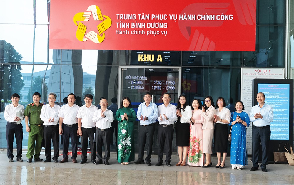 Bình Dương đưa Trung tâm phục vụ hành chính công “một cấp” vào hoạt động