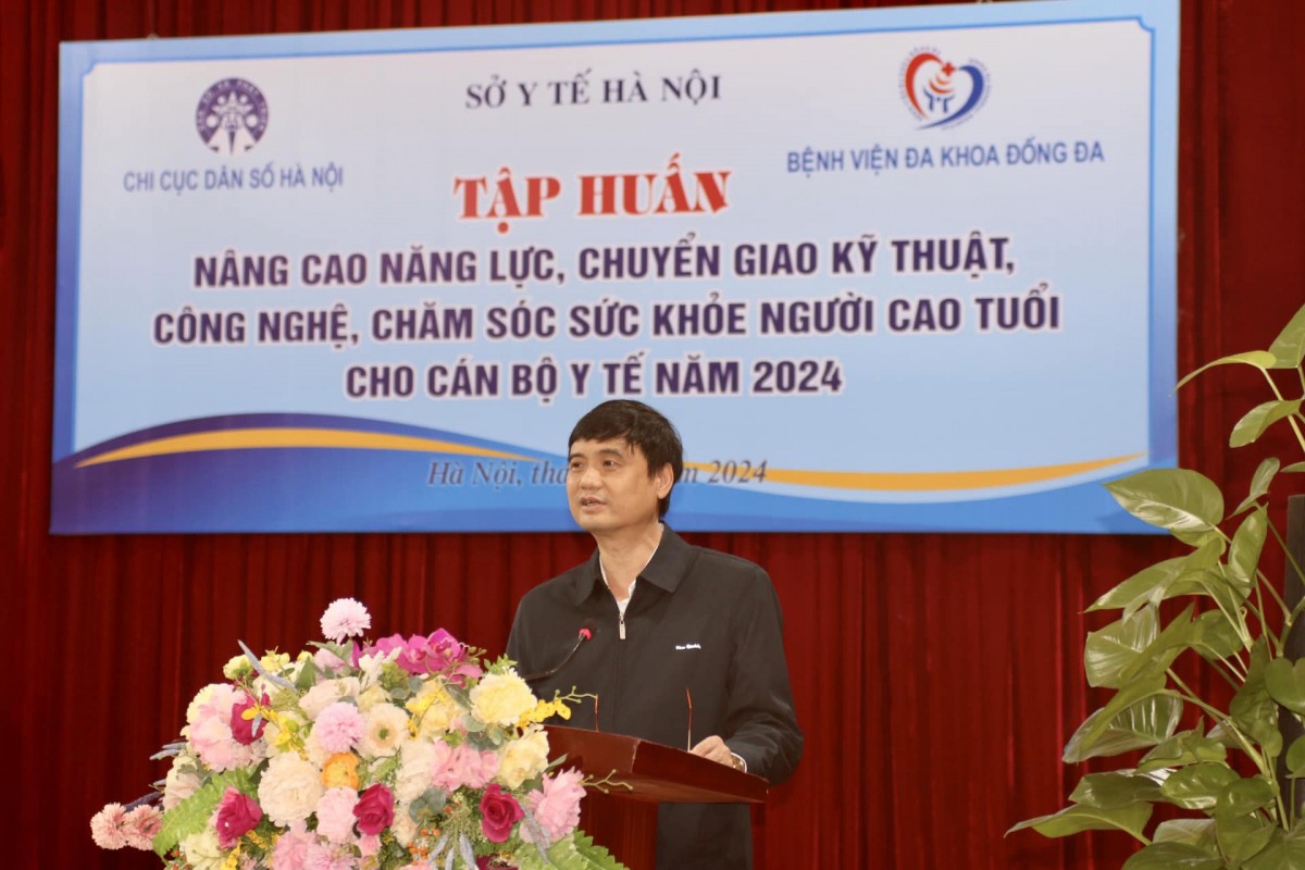 Tập huấn nâng cao năng lực chăm sóc sức khỏe người cao tuổi cho cán bộ y tế