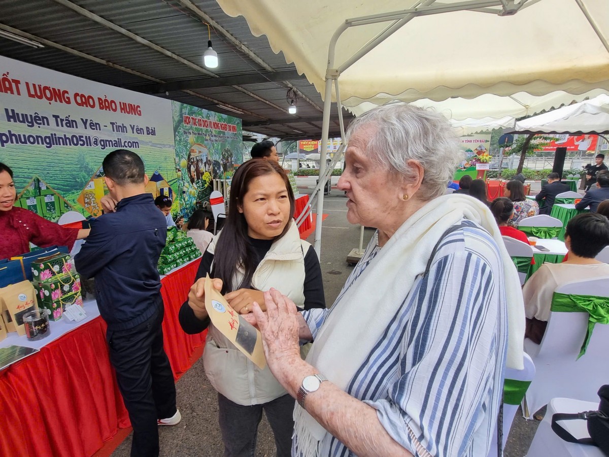 Khai mạc Tuần hàng giới thiệu, quảng bá sản phẩm nông, lâm, thủy sản tỉnh Yên Bái năm 2024 tại Hà Nội