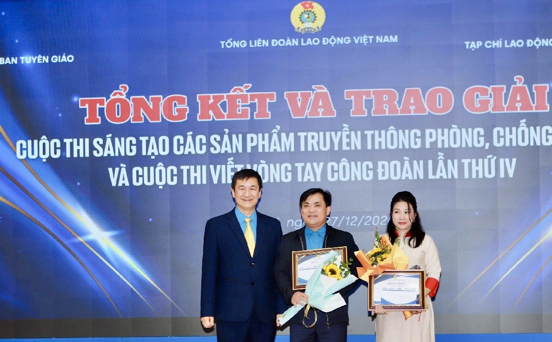 Trao giải 2 cuộc thi về “Vòng tay Công đoàn” và phòng, chống ma túy